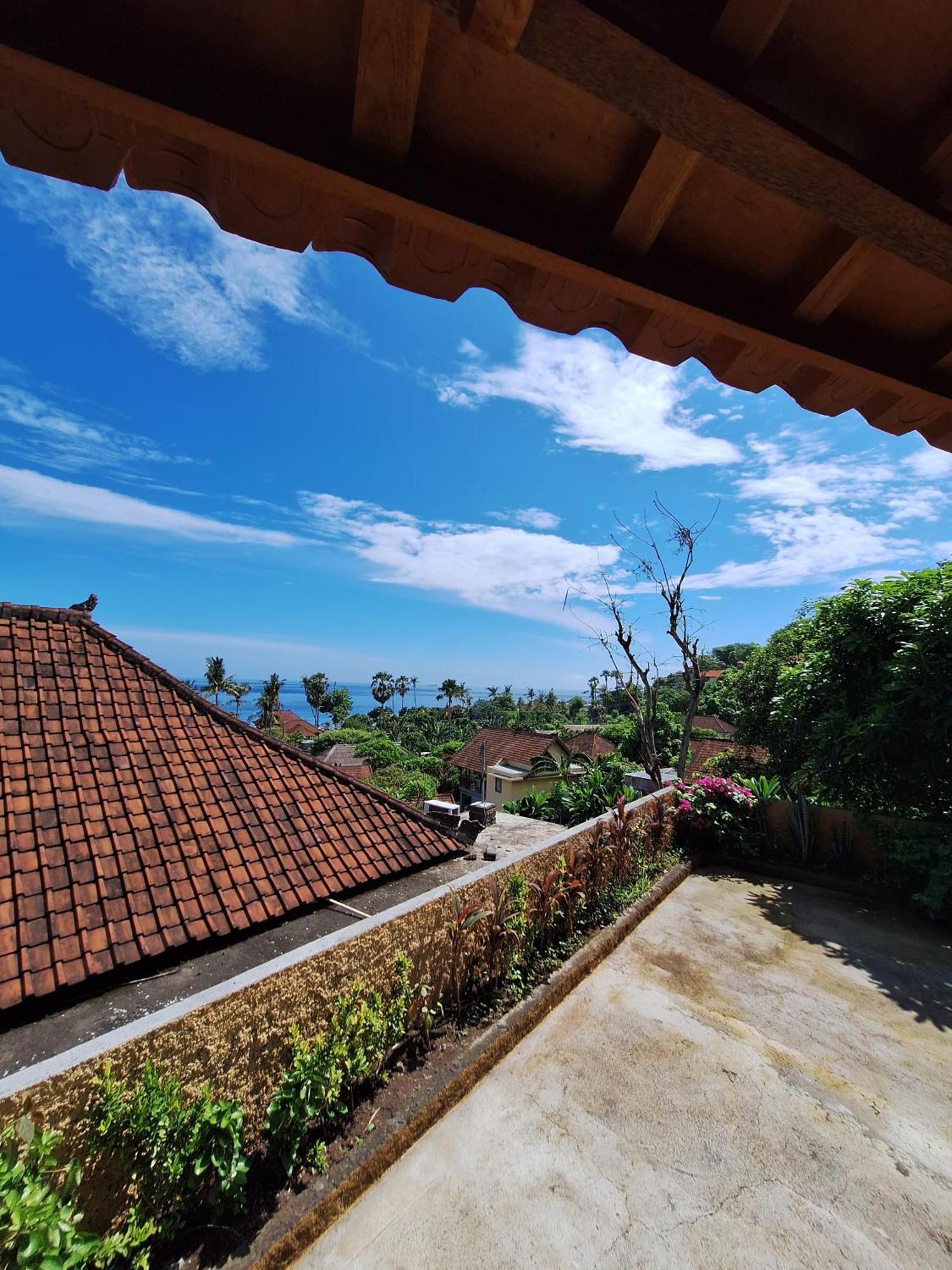 Rumah Wayans Lipah Amed Exteriér fotografie