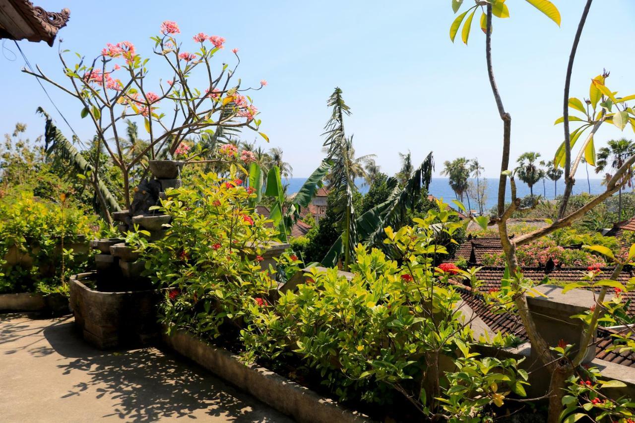 Rumah Wayans Lipah Amed Exteriér fotografie